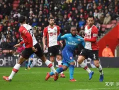 风云突变托特纳姆今夜调整名单，荷甲版图或变，赛场秩序良好，球探报告显示潜力的简单介绍